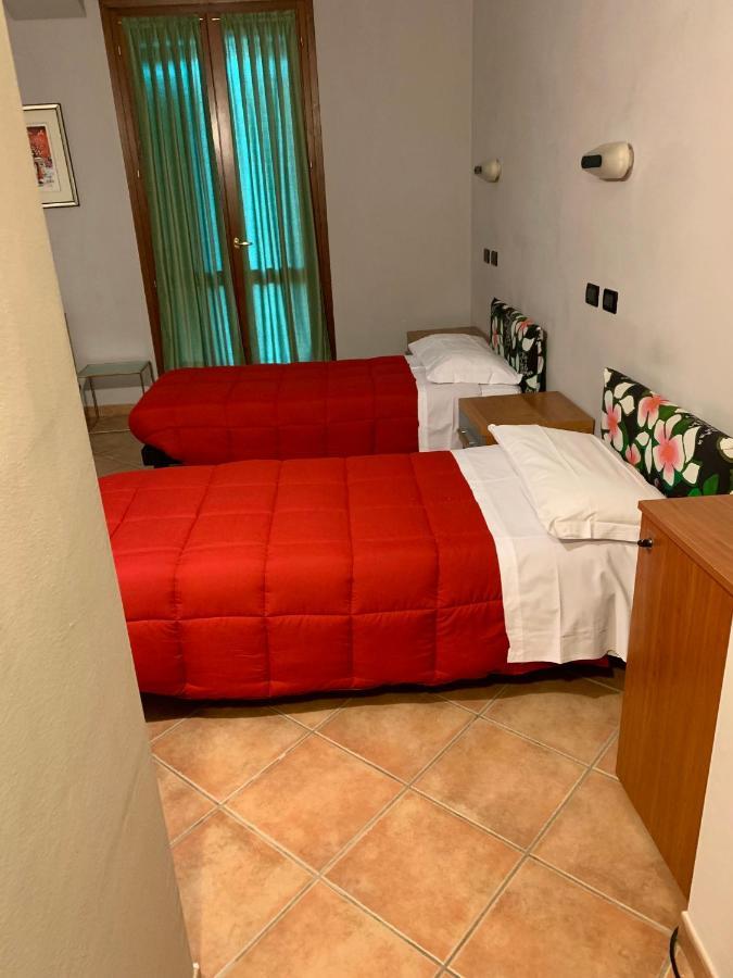 Hotel Riviera Ristorante La Briciola Novellara ภายนอก รูปภาพ